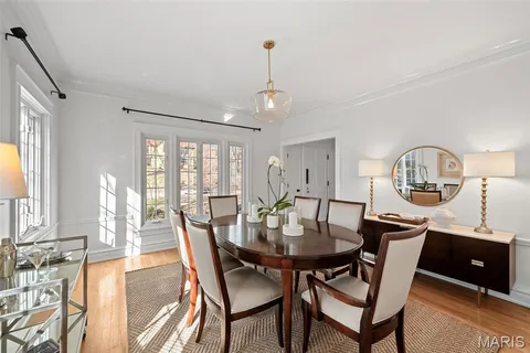 $899,900 | 210 Jefferson Road, Webster Groves, MO 63119