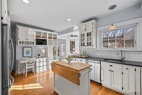 $899,900 | 210 Jefferson Road, Webster Groves, MO 63119