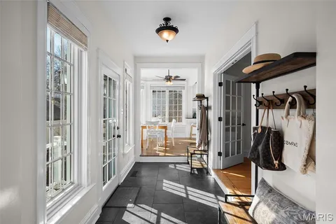 $899,900 | 210 Jefferson Road, Webster Groves, MO 63119