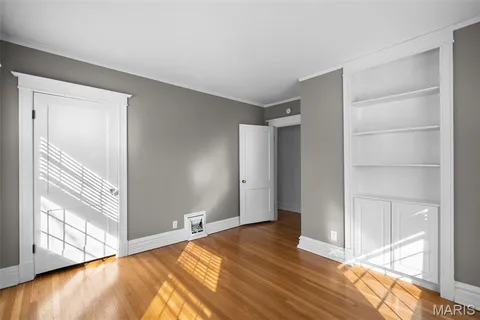 $899,900 | 210 Jefferson Road, Webster Groves, MO 63119