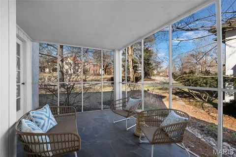 $899,900 | 210 Jefferson Road, Webster Groves, MO 63119