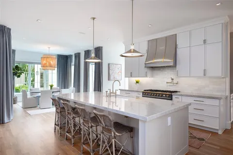 $6,195,000 | 4505 South Versailles Avenue, Highland Park, TX 75205