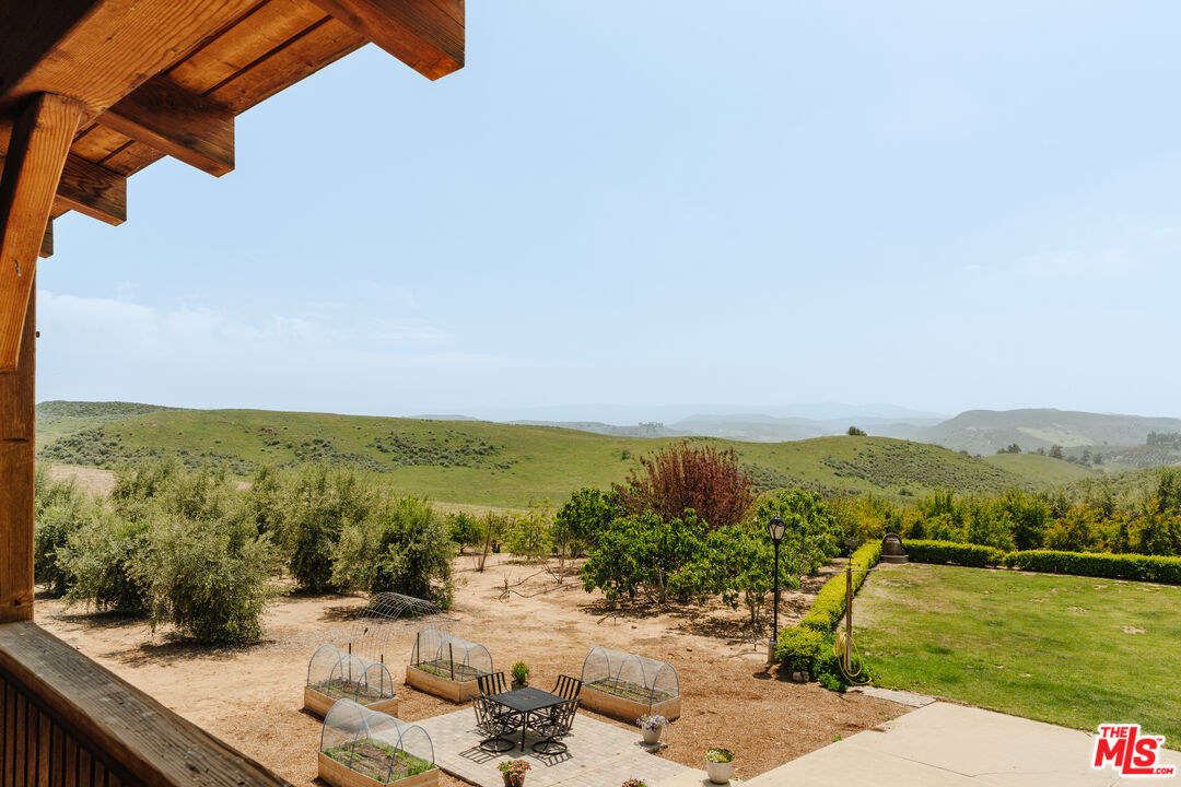 15101 Middle Ranch Road Moorpark, CA 93021 - Photo 14 of 28 an aerial view of residential houses with outdoor space and river