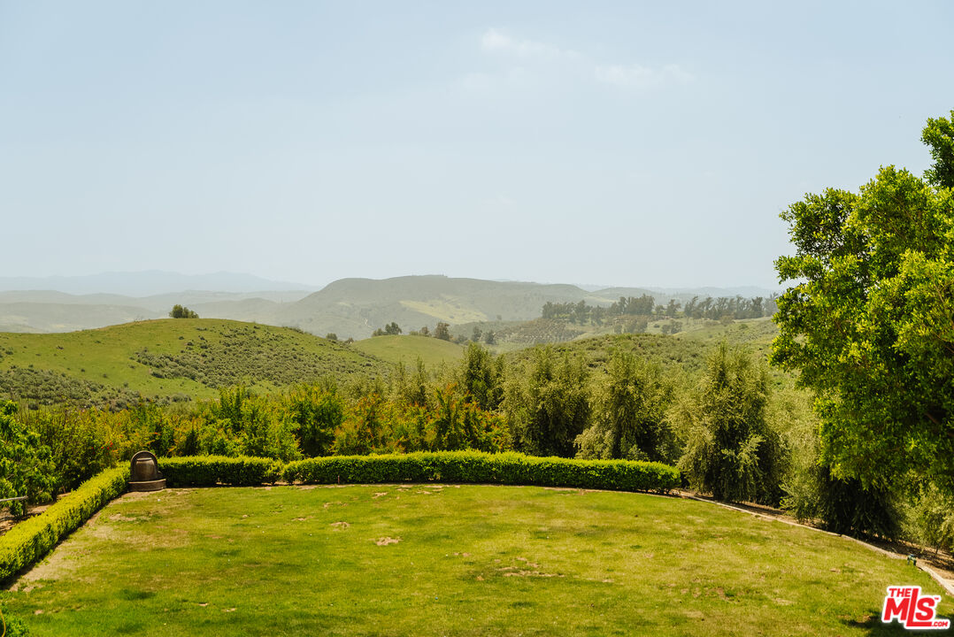 15101 Middle Ranch Road Moorpark, CA 93021 - Photo 18 of 28 a view of an ocean