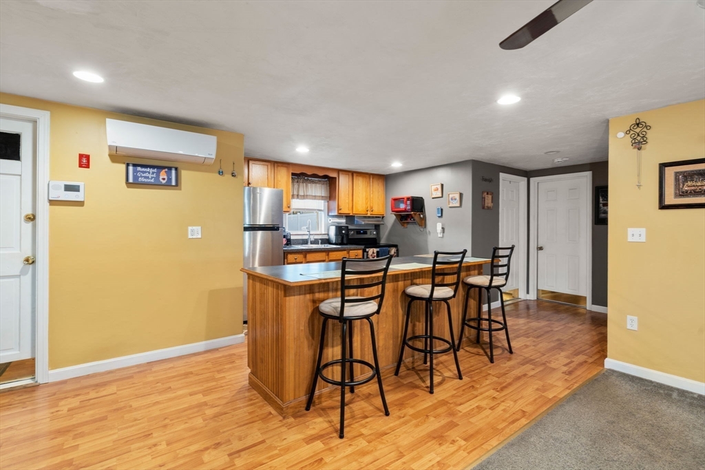 168 Park Avenue Wareham, MA 02538 - Photo 11 of 37