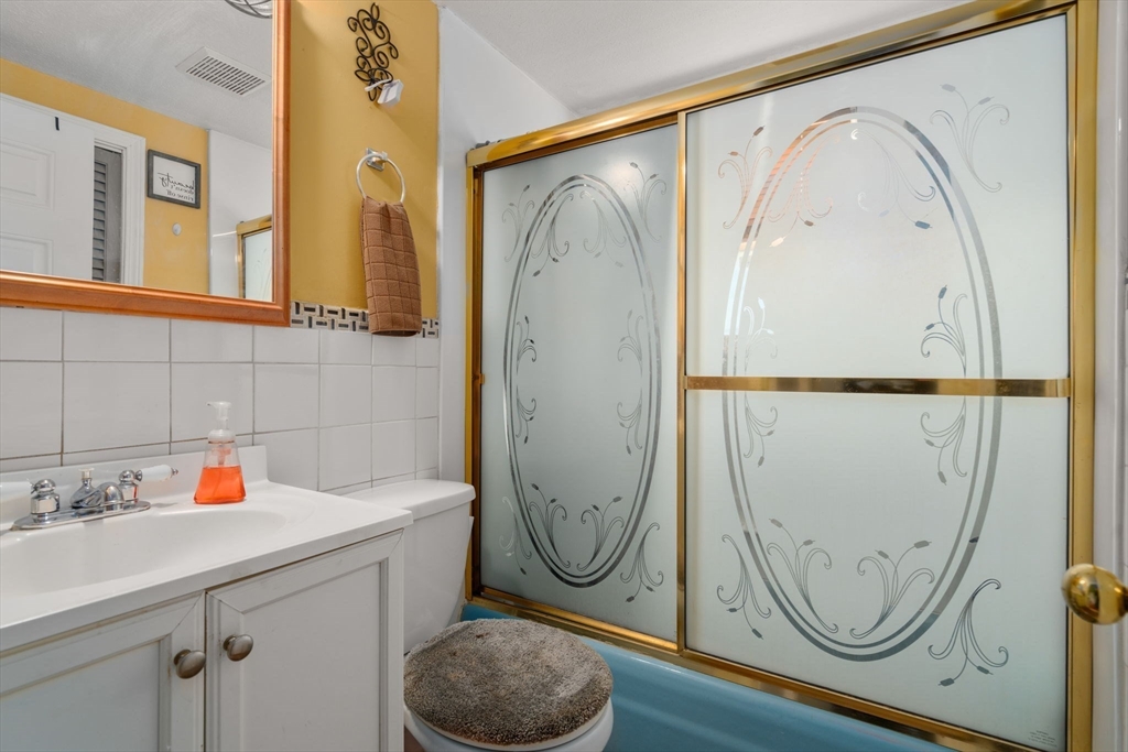 168 Park Avenue Wareham, MA 02538 - Photo 20 of 37