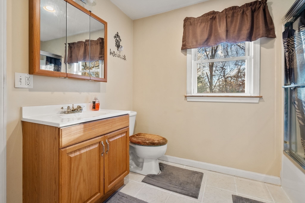 168 Park Avenue Wareham, MA 02538 - Photo 22 of 37