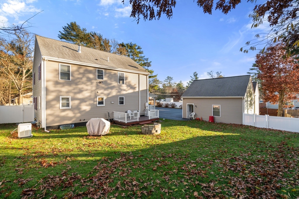 168 Park Avenue Wareham, MA 02538 - Photo 7 of 37