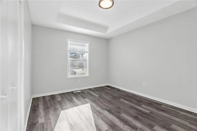 $315,000 | 6716 Northwest Lawson Lane, Parkville, MO 64152