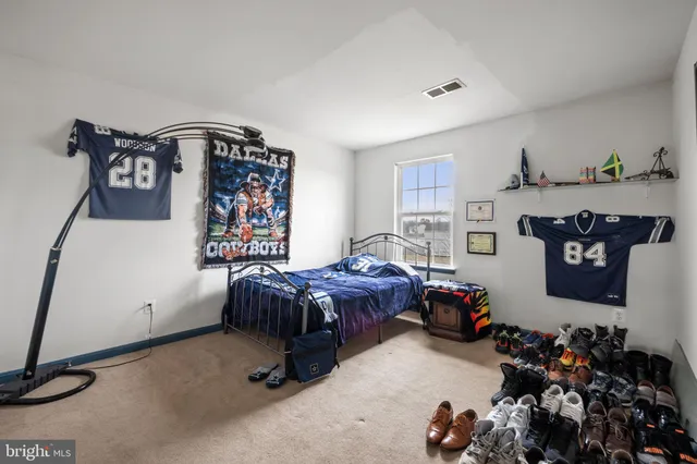 $350,000 | 107 Milkweed Lane, Bunker Hill, WV 25413