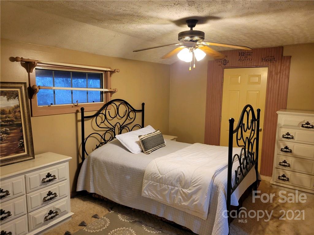 1351 County Road Waynesville, NC 28785 - Photo 12 of 21