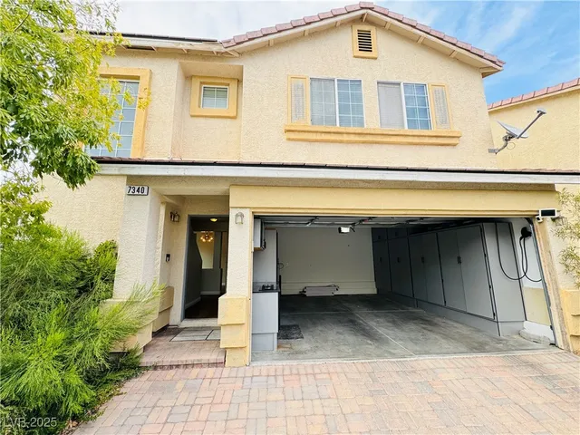 $1,900 | Undisclosed Address, Las Vegas, NV 89113