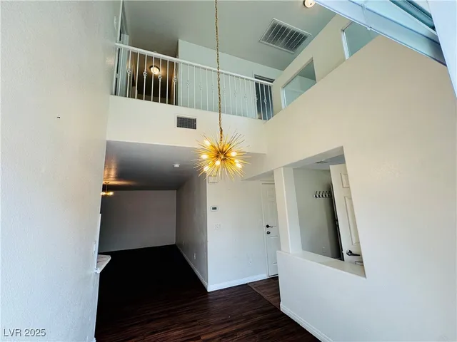 $1,900 | Undisclosed Address, Las Vegas, NV 89113