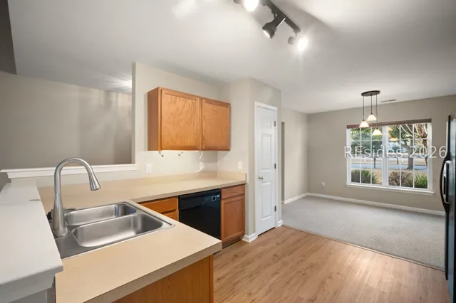 $394,900 | 8 Hidden Lakes Drive, Bluffton, SC 29910