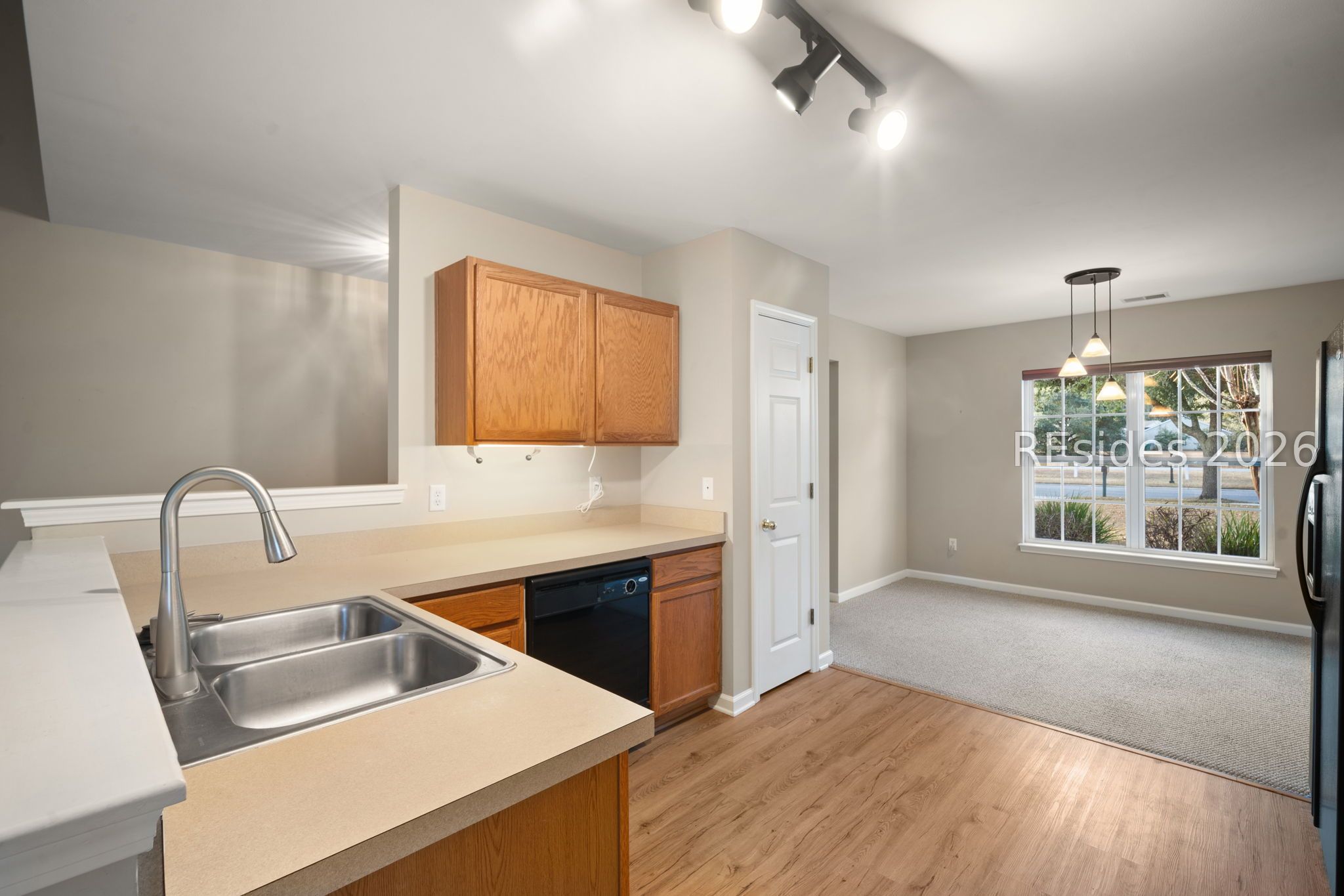 8 Hidden Lakes Drive Bluffton, SC 29910 - Photo 10 of 38