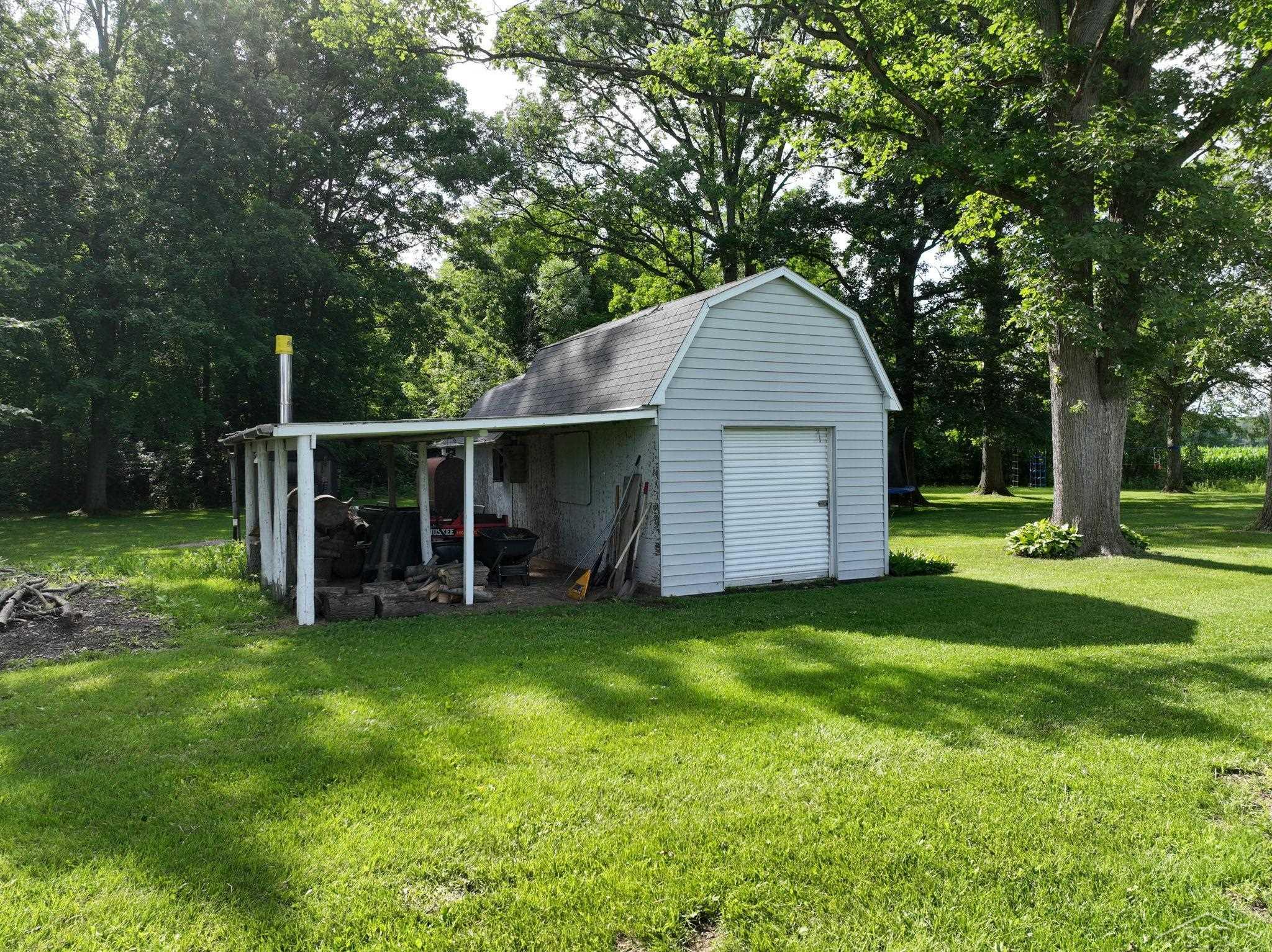 3745 North 11 Mile Road Pinconning, MI 48650 - Photo 24 of 29 50115771-35.JPG