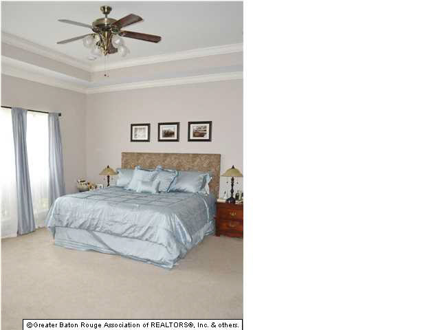 11065 Paddock Avenue Baton Rouge, LA 70816 - Photo 5 of 11 Gallery Image 5