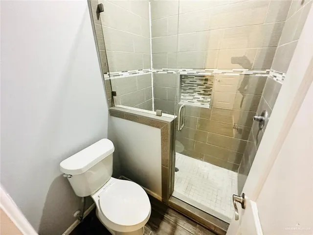 $1,050 | 3911 Valeria Street, Unit 6, Edinburg, TX 78541