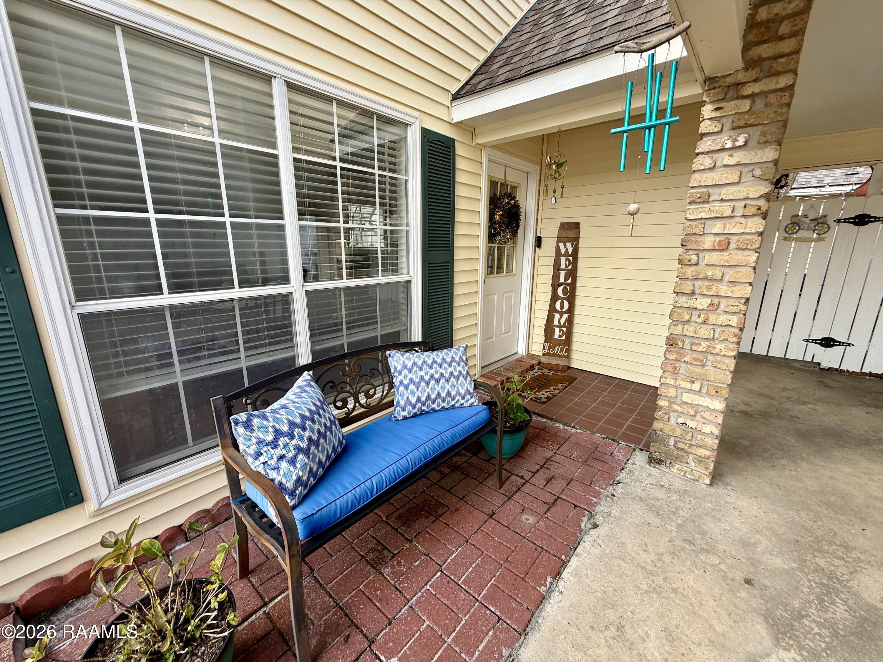 103 Pinto Street Lafayette, LA 70506 - Photo 2 of 13 IMG_1923