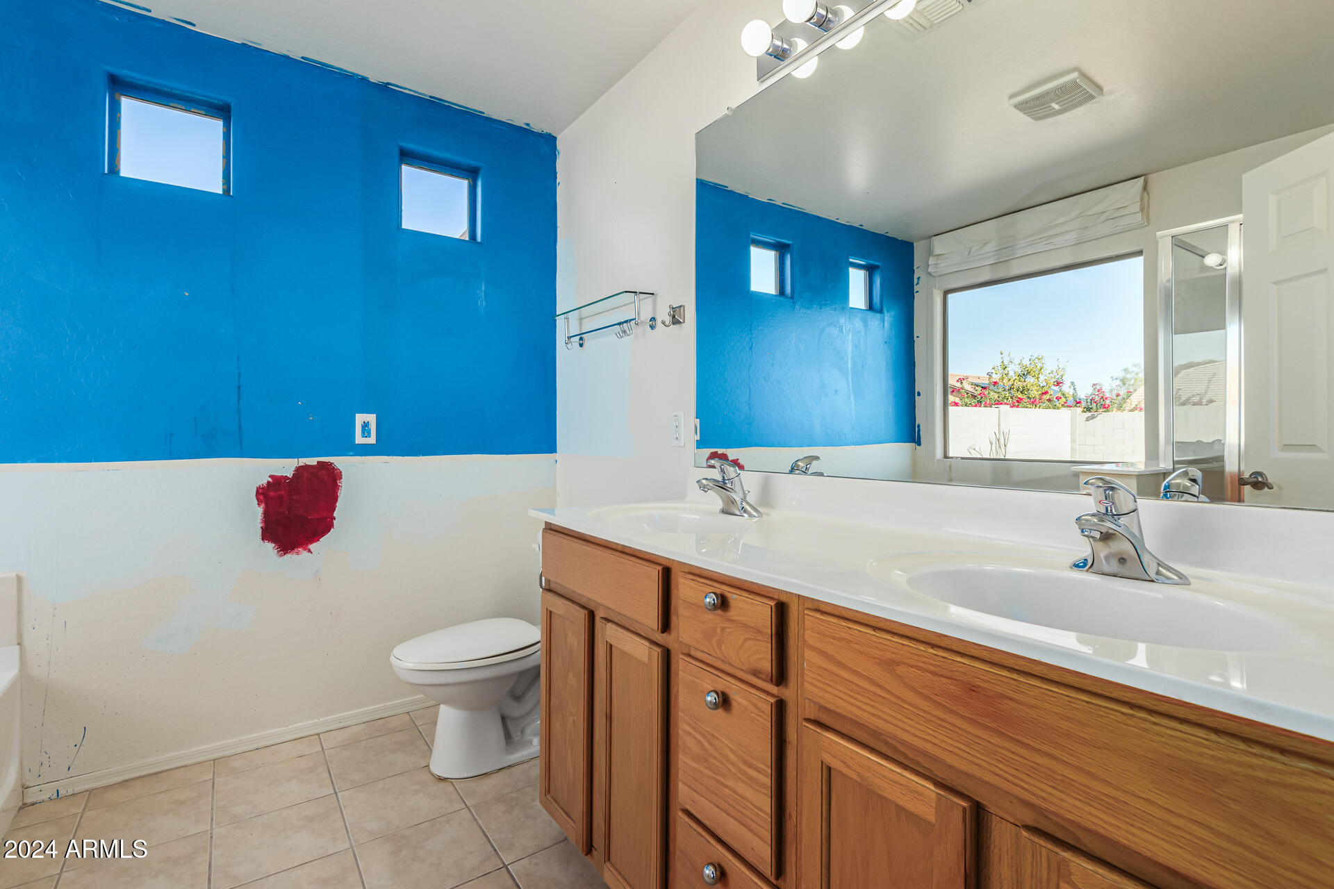 3626 West Vineyard Road Phoenix, AZ 85041 - Photo 13 of 27 17 - Vineyard