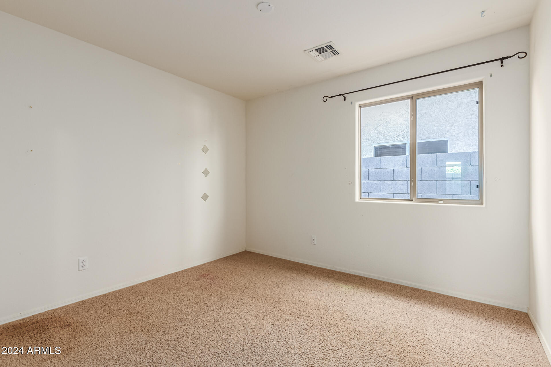 3626 West Vineyard Road Phoenix, AZ 85041 - Photo 16 of 27 20 - Vineyard