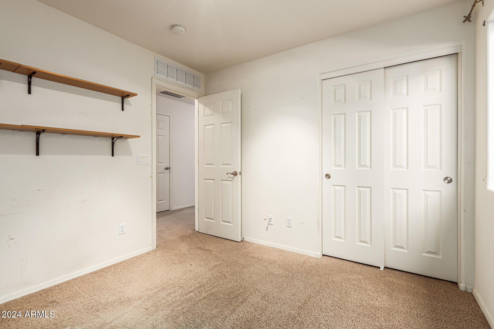 3626 West Vineyard Road Phoenix, AZ 85041 - Photo 19 of 27 23 - Vineyard