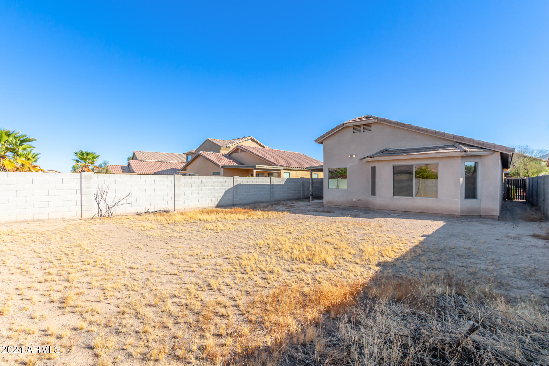 3626 West Vineyard Road Phoenix, AZ 85041 - Photo 26 of 27 30 - Vineyard
