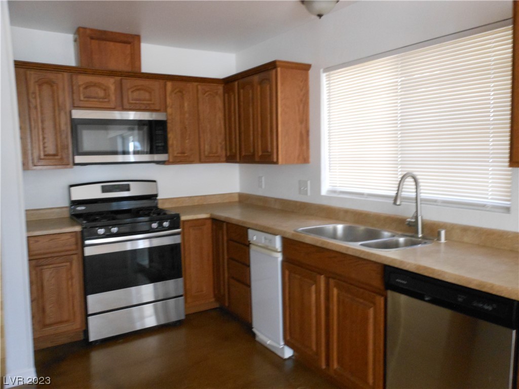 2351 Viewcrest Road Henderson, NV 89014 - Photo 35 of 50 Gallery Image 35