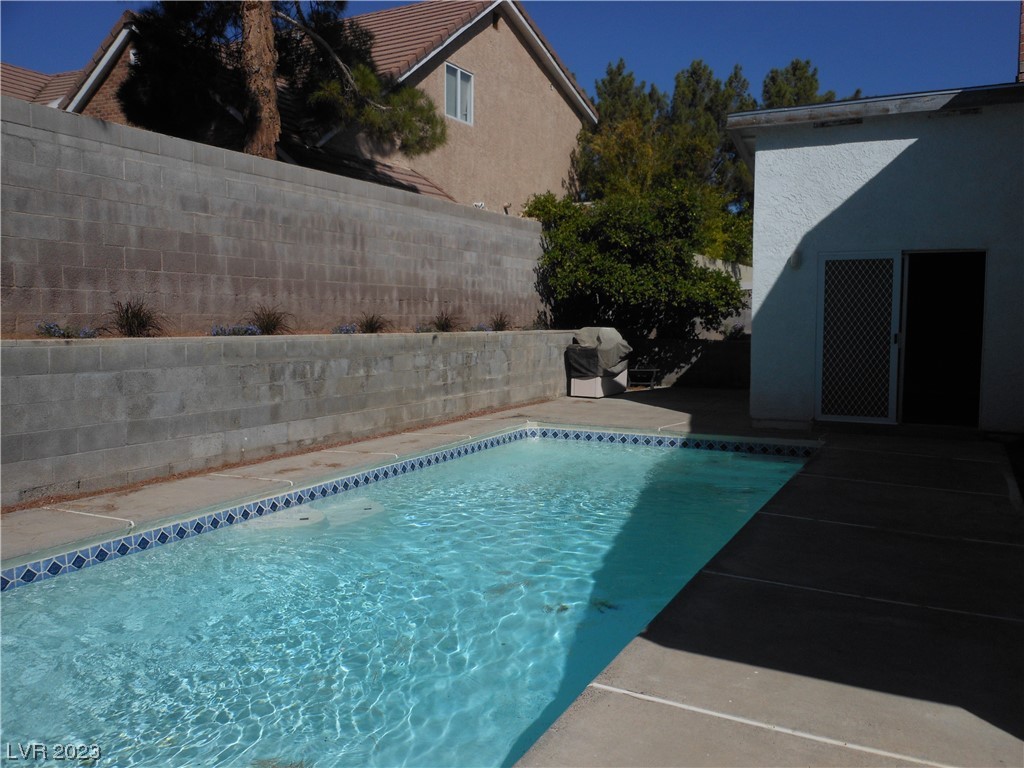 2351 Viewcrest Road Henderson, NV 89014 - Photo 47 of 50 Gallery Image 47