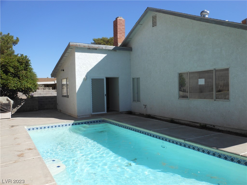 2351 Viewcrest Road Henderson, NV 89014 - Photo 5 of 50 Gallery Image 5