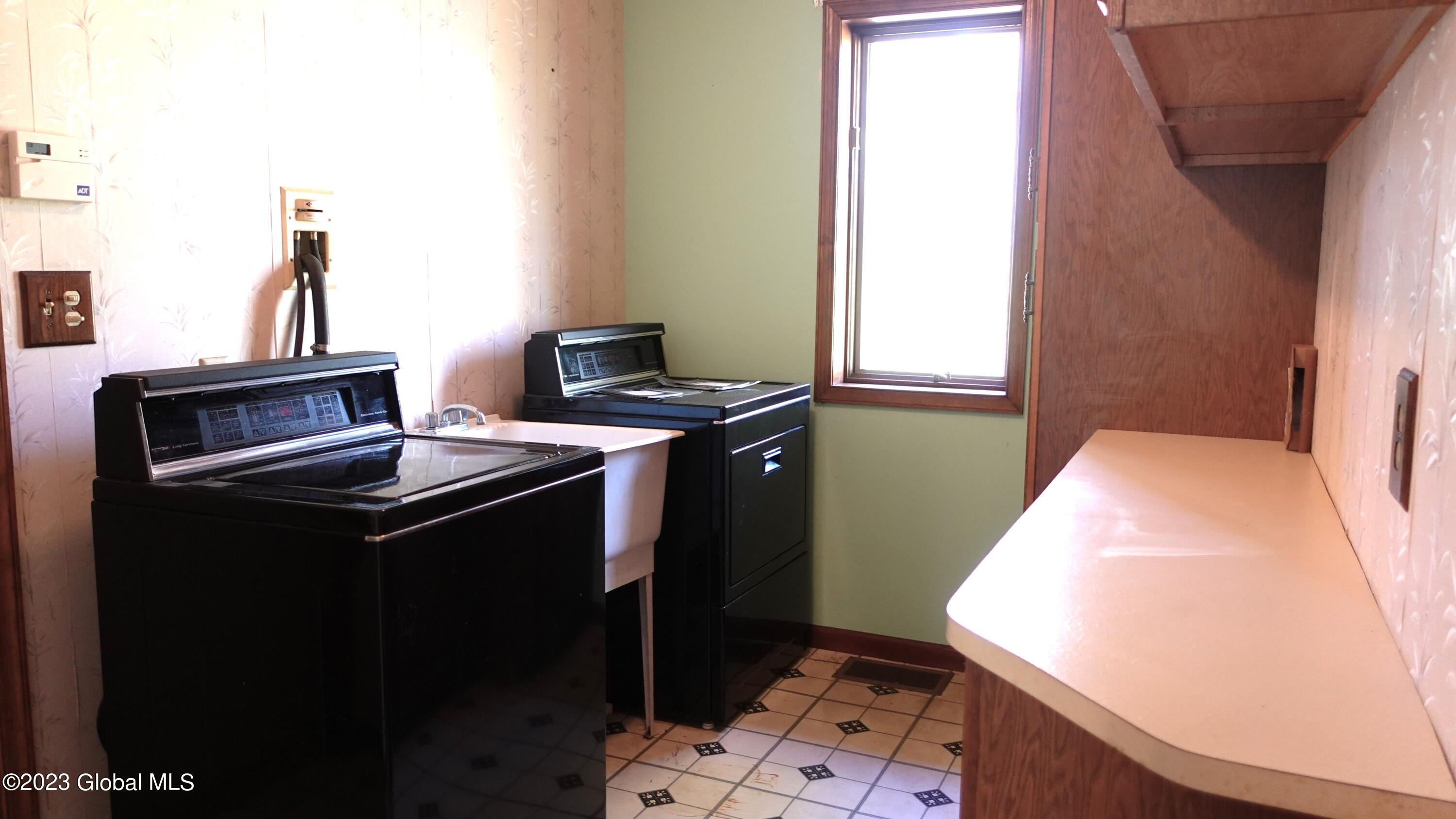 2669 West Old State Road Guilderland, NY 12306 - Photo 36 of 51 DSC00814
