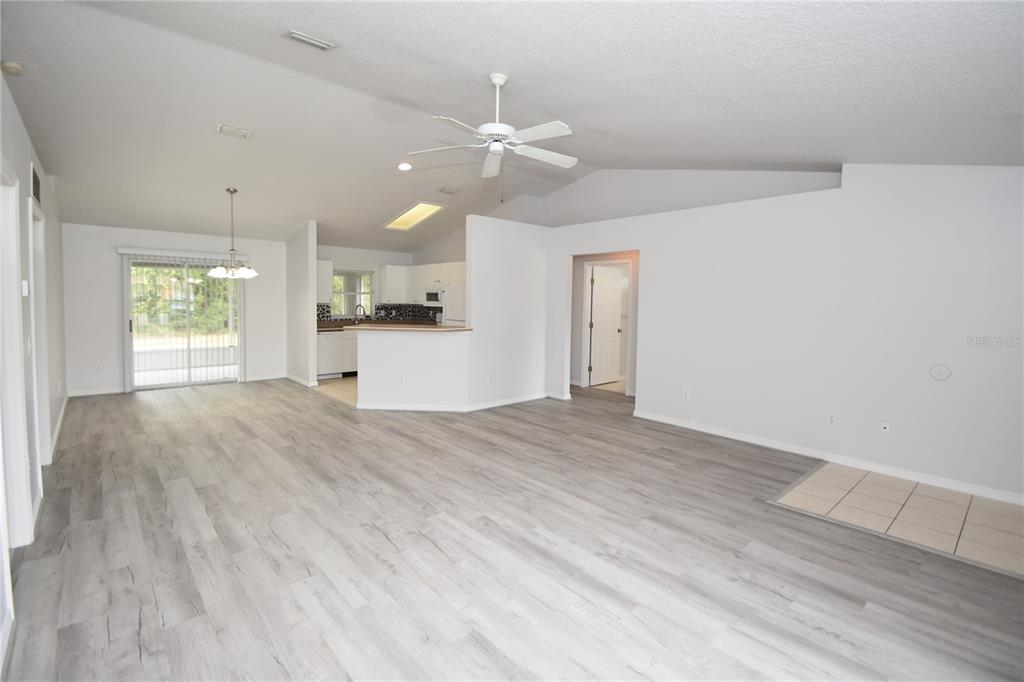 6 Rosedale Place Palm Coast, FL 32164 - Photo 4 of 27