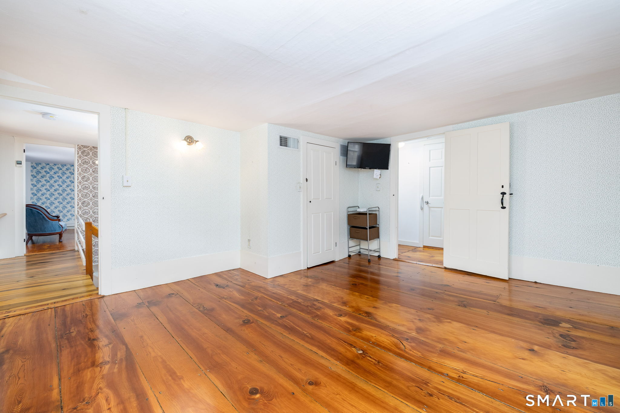 73 Westledge Road Simsbury, CT 06092 - Photo 28 of 34 Gallery Image 28