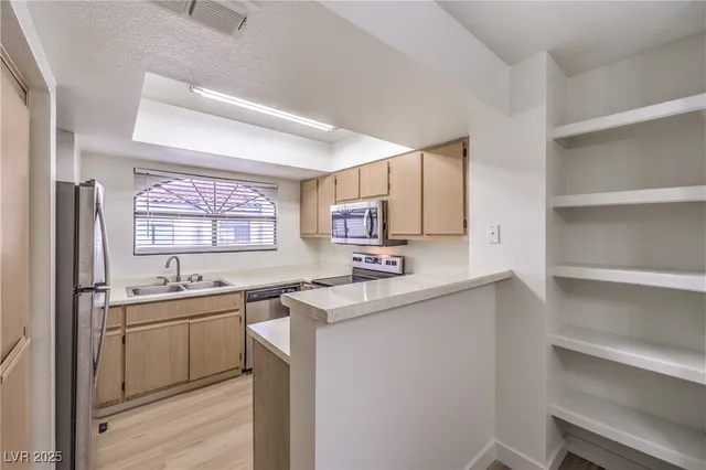 $1,600 | 8455 West Sahara Avenue, Unit 259, Las Vegas, NV 89117