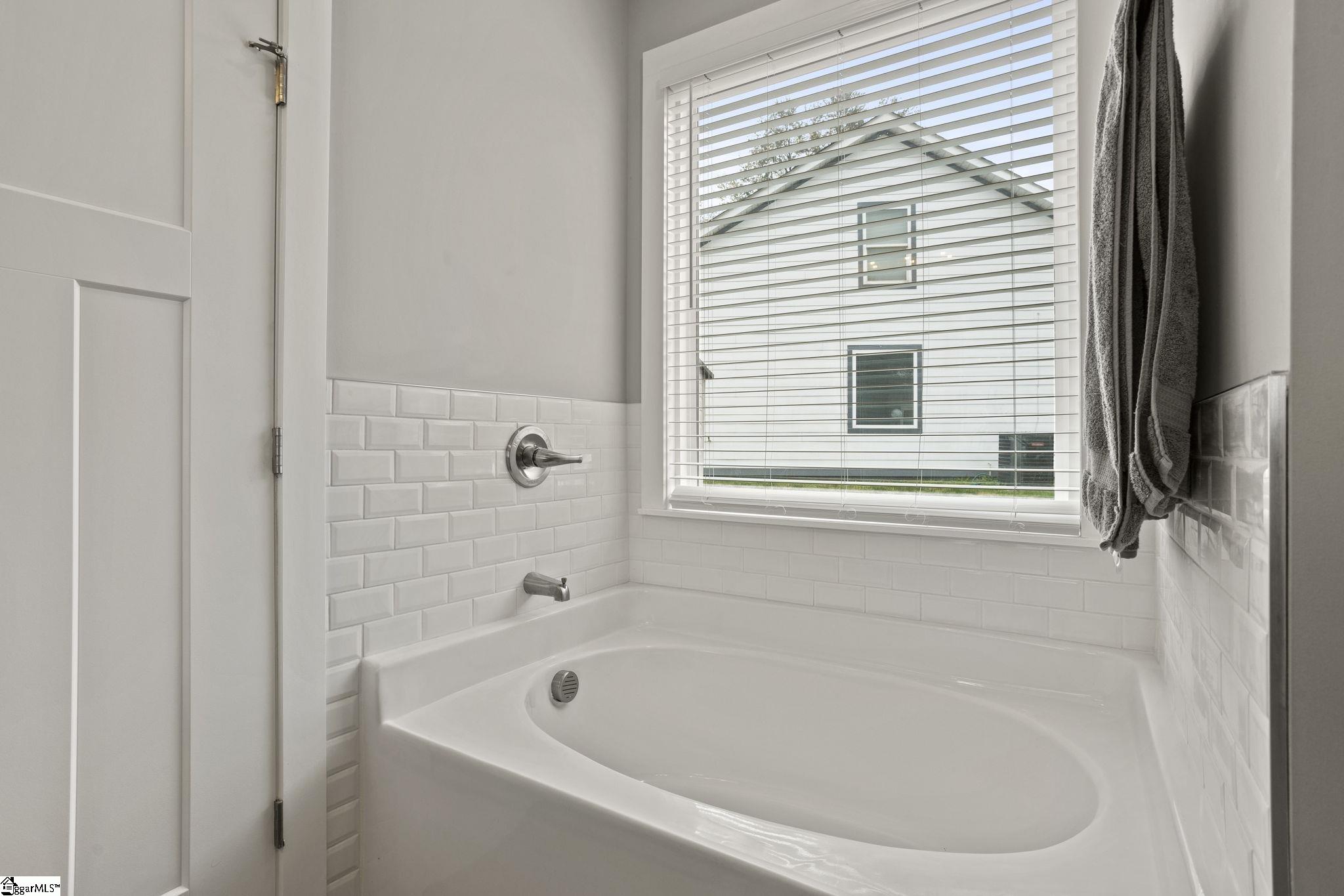 220 Plantation Road Greenville, SC 29605 - Photo 16 of 27 Gallery Image 16