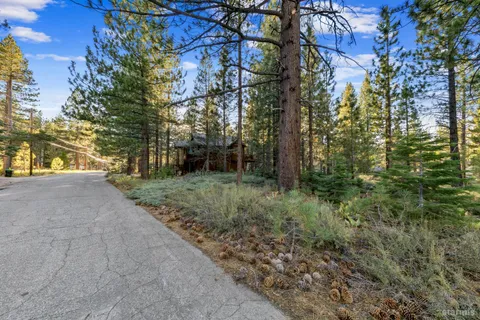 $306,000 | 715 Shoshone Street, South Lake Tahoe, CA 96150