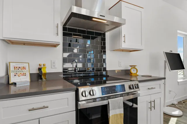 $384,900 | 104 Boneset, Poynette, WI 53955