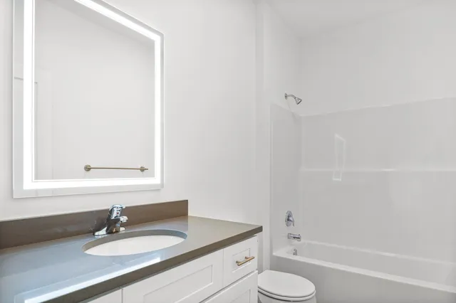 $379,900 | 104 Boneset, Poynette, WI 53955