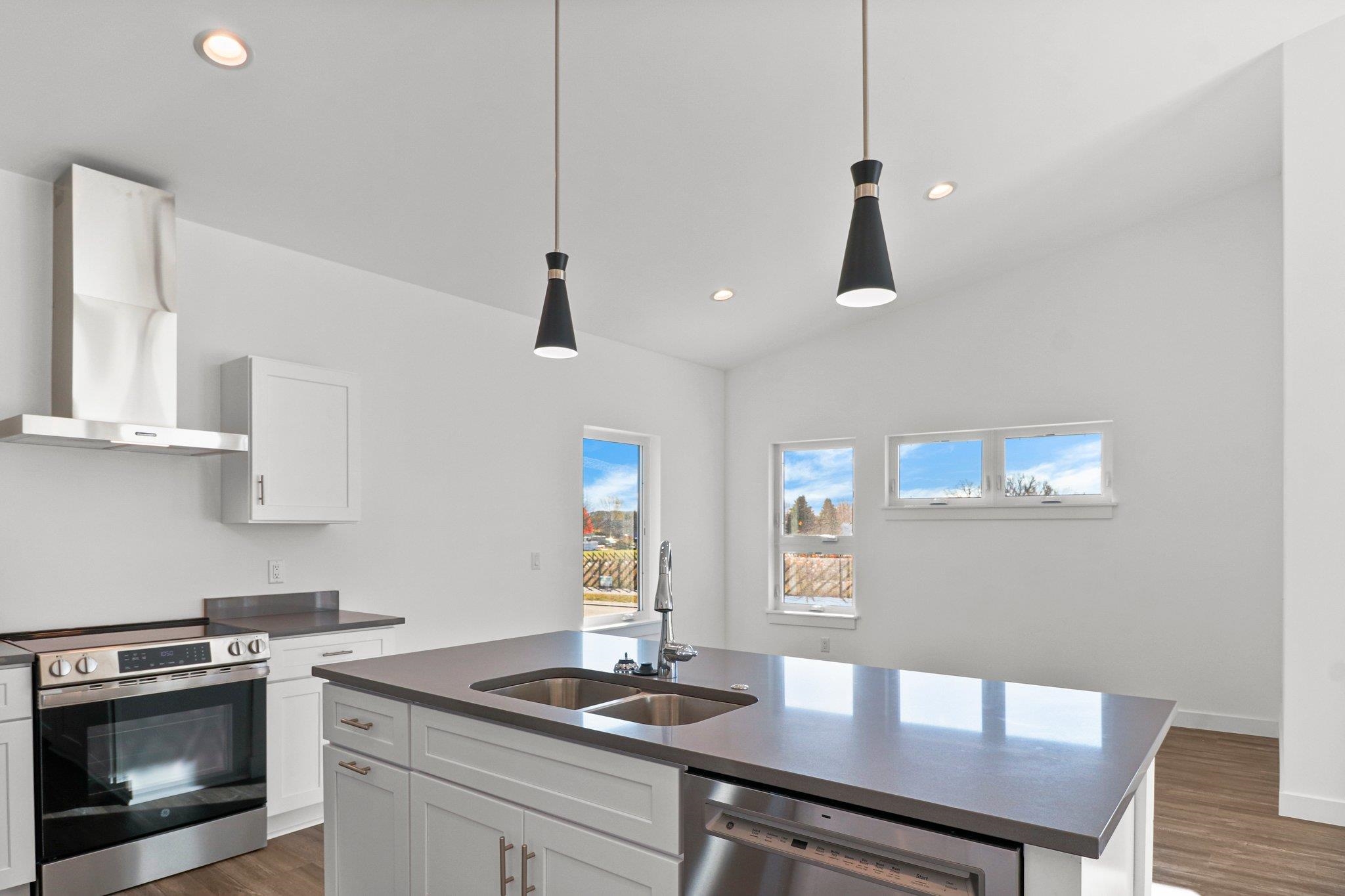 104 Boneset Poynette, WI 53955 - Photo 8 of 32