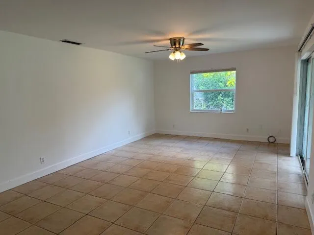 $2,000 | 4399 Forest Lane, Palm Springs, FL 33406