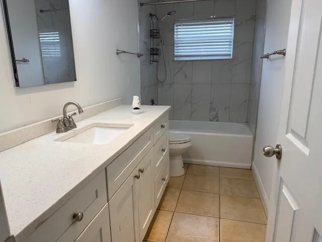 $2,000 | 4399 Forest Lane, Palm Springs, FL 33406