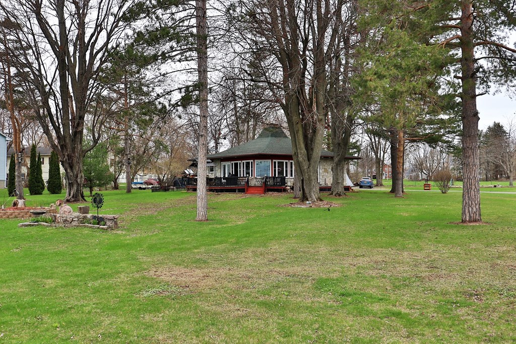 210 Lake Street Rouses Point, NY 12979 - Photo 8 of 32 Gallery Image 8