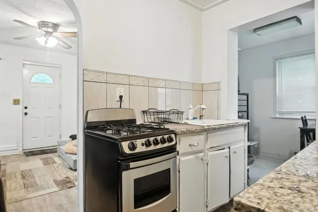 $315,000 | 14 Pine Street, Lake Peekskill, NY 10537