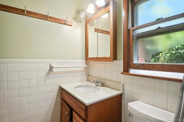 $315,000 | 14 Pine Street, Lake Peekskill, NY 10537