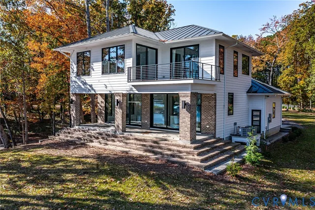 $2,495,000 | 212 A Gordon Drive, Weems, VA 22576