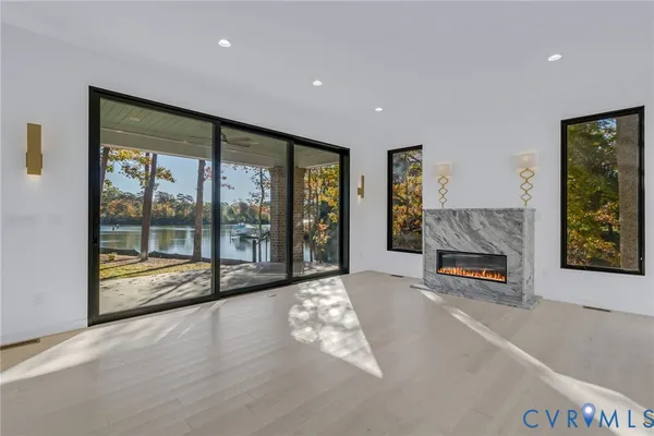 $2,495,000 | 212 A Gordon Drive, Weems, VA 22576