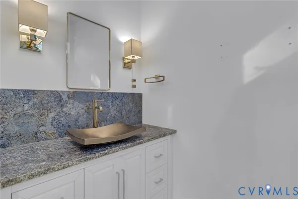 $2,495,000 | 212 A Gordon Drive, Weems, VA 22576