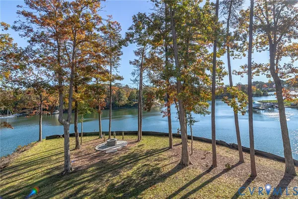 $2,495,000 | 212 A Gordon Drive, Weems, VA 22576