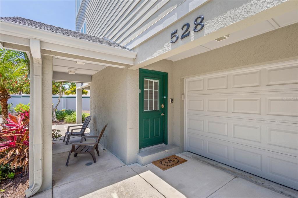 528 Forest Way Longboat Key, FL 34228 - Photo 5 of 40