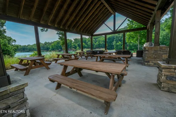 $289,900 | Lot 43 Sunset Harbor Drive, Dandridge, TN 37725